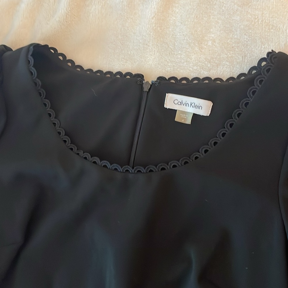 Calvin Klein Elegant Black Sheath Dress, size 4 - Picture 3 of 6